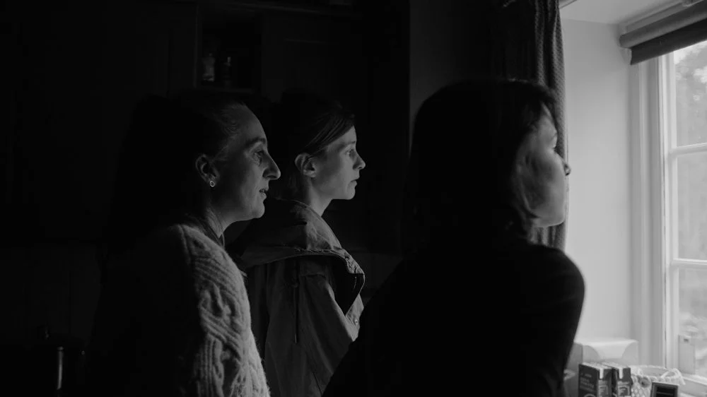 Сцена из фильма Сумерки (Три сестры) / Demring (Dawning) Сцена из фильма Сумерки (Три сестры) / Demring (Dawning)