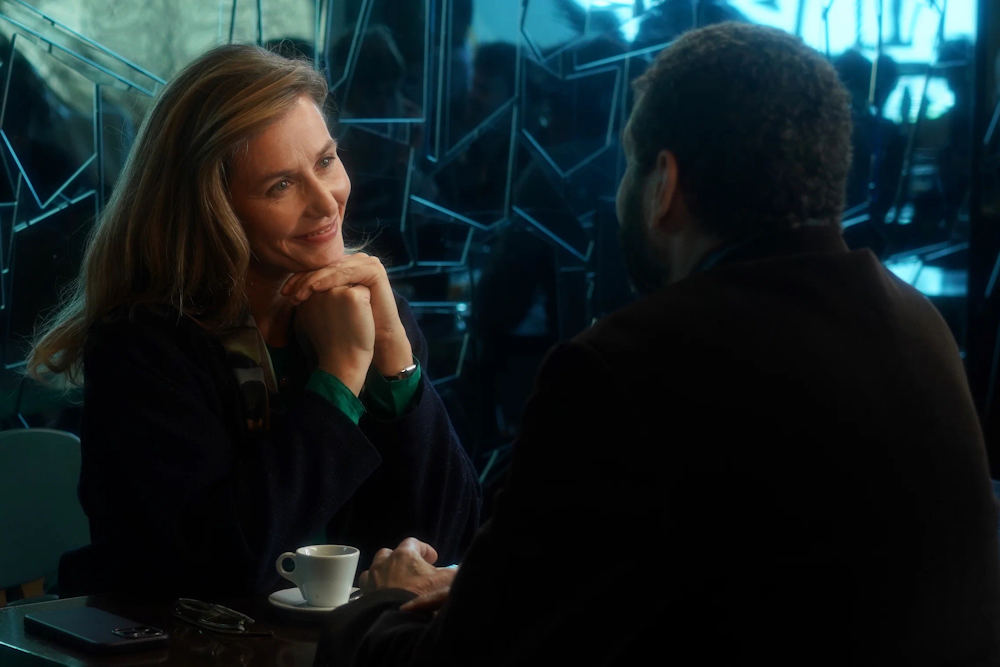 Сцена из фильма Цвета времени / La venue de l'avenir Сцена из фильма Цвета времени / La venue de l'avenir