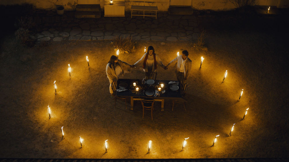 Кадр из фильма Астрал. Семейный обряд / Family Dinner Кадр из фильма Астрал. Семейный обряд / Family Dinner