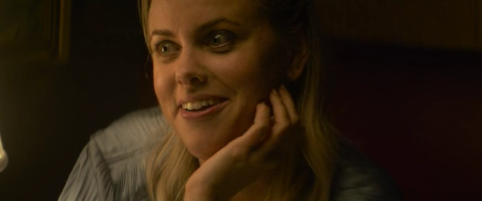 Сцена из фильма Аферист из Tinder / The Tinder Swindler Сцена из фильма Аферист из Tinder / The Tinder Swindler