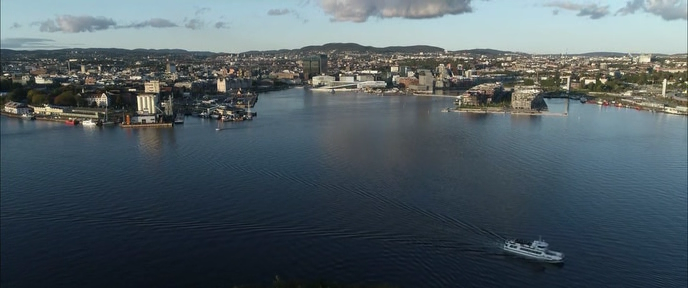 Сцена из фильма Аферист из Tinder / The Tinder Swindler Сцена из фильма Аферист из Tinder / The Tinder Swindler