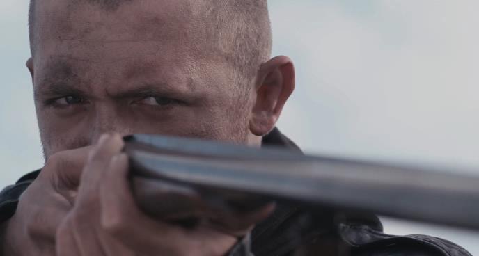 Кадр из фильма Жить Кадр из фильма Жить