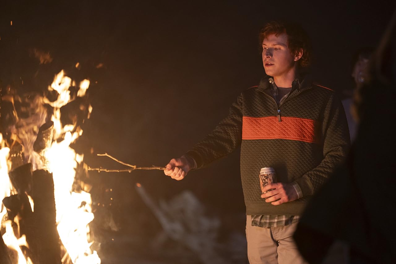 Сцена из фильма Мёрдо: Смерть в семье / Murdaugh Murders Сцена из фильма Мёрдо: Смерть в семье / Murdaugh Murders