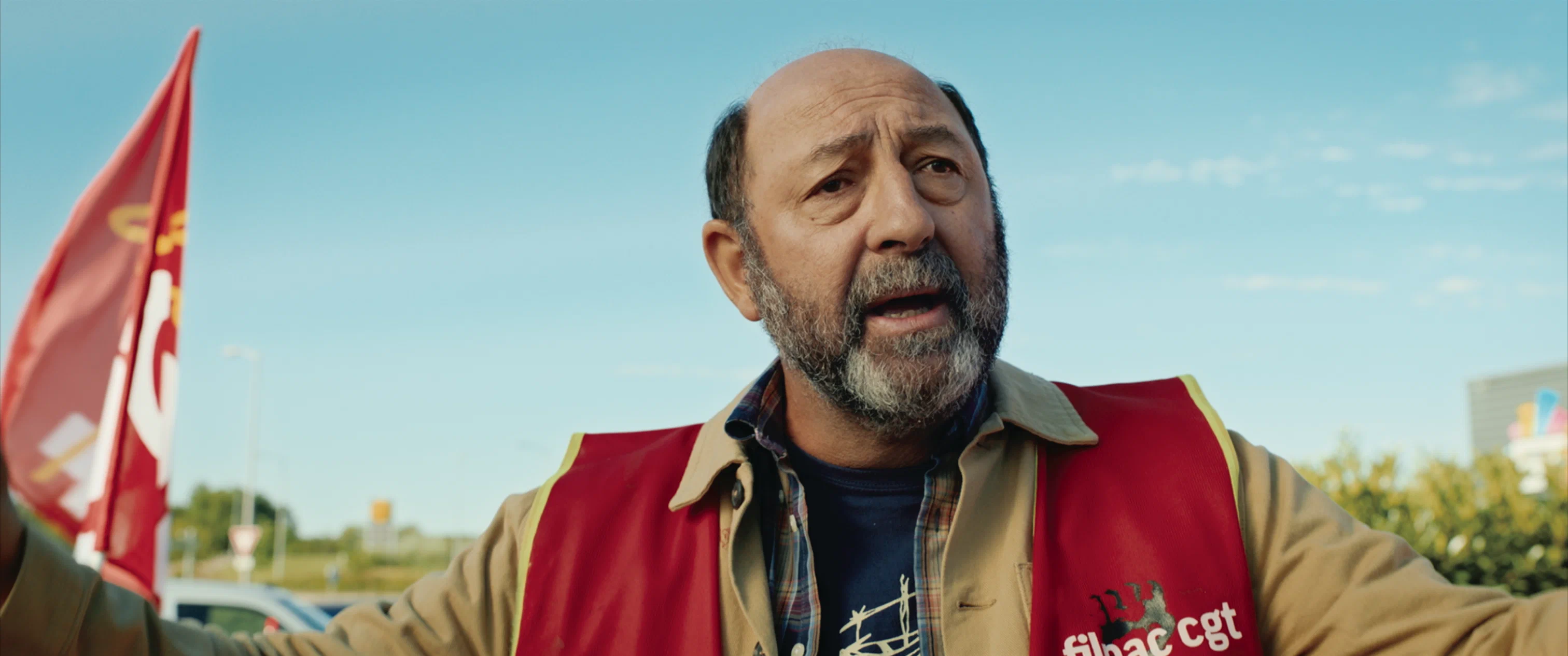 Сцена из фильма Бедный богач / 100 millions! Сцена из фильма Бедный богач / 100 millions!