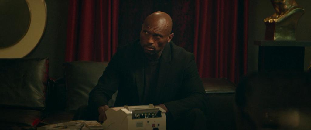 Кадр из фильма Барракуда / The Enforcer Кадр из фильма Барракуда / The Enforcer