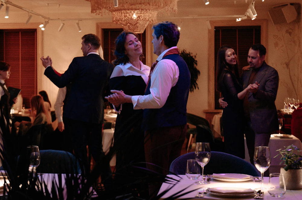 Сцена из фильма Виталя Сцена из фильма Виталя