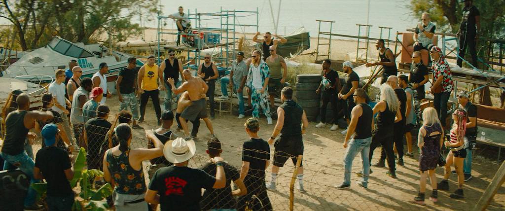 Кадр из фильма Барракуда / The Enforcer Кадр из фильма Барракуда / The Enforcer