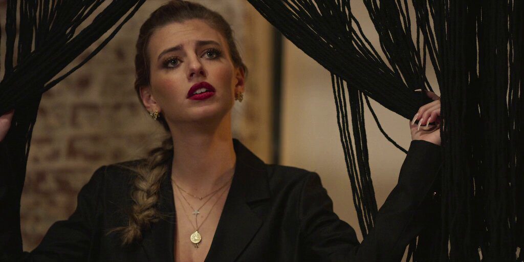 Кадр из фильма Без фильтров / Follow Her Кадр из фильма Без фильтров / Follow Her