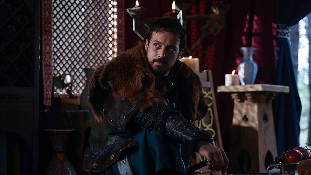 Сцена из фильма Основание: Орхан / Kurulus: Orhan Сцена из фильма Основание: Орхан / Kurulus: Orhan