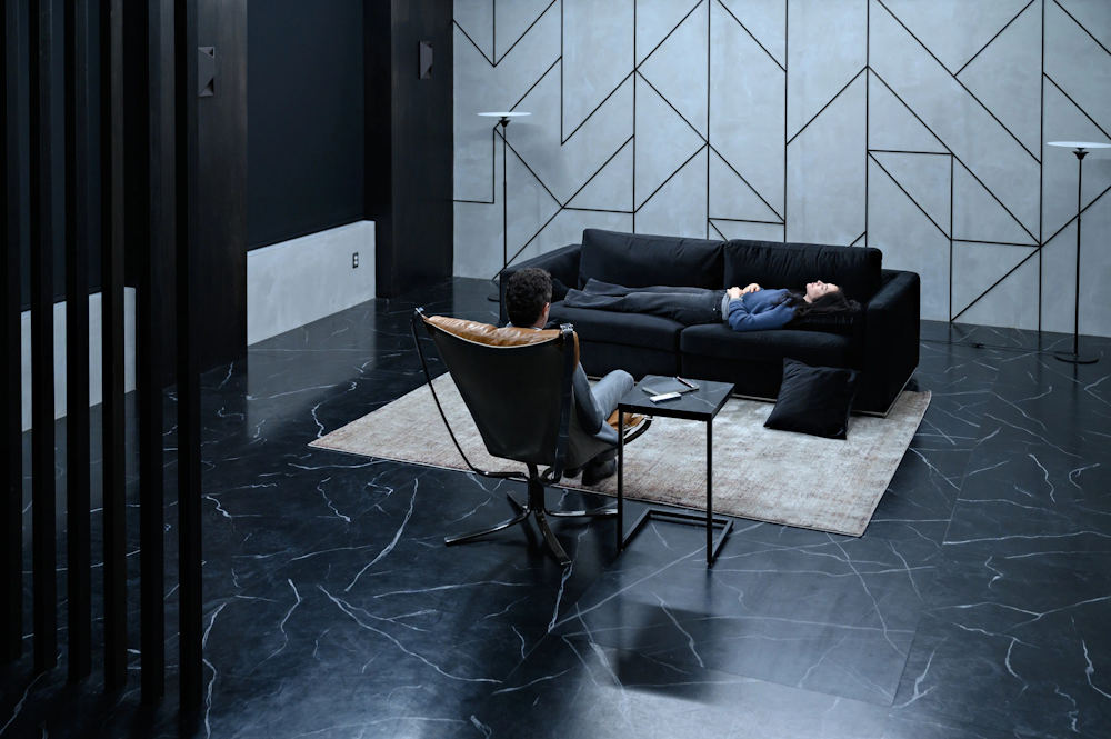 Кадр из фильма Под гипнозом / Hypnotic Кадр из фильма Под гипнозом / Hypnotic