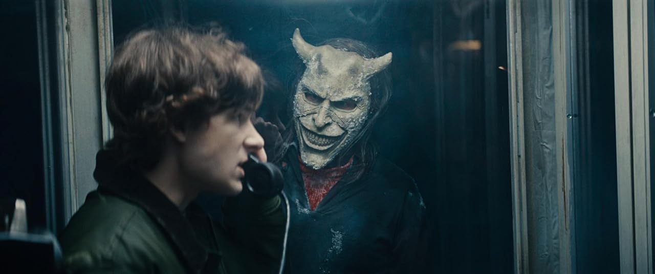 Кадр из фильма Чёрный телефон 2 / Black Phone 2 Кадр из фильма Чёрный телефон 2 / Black Phone 2