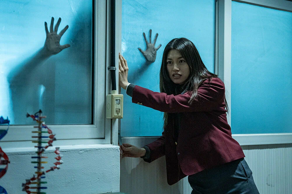 Кадр из фильма Звонок. Последняя сессия / Ameba sonyeodeulgwa hakgyogoedam: gaegyoginyeomil Кадр из фильма Звонок. Последняя сессия / Ameba sonyeodeulgwa hakgyogoedam: gaegyoginyeomil