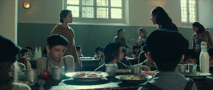 Кадр из фильма Детский поезд / Il treno dei bambini Кадр из фильма Детский поезд / Il treno dei bambini