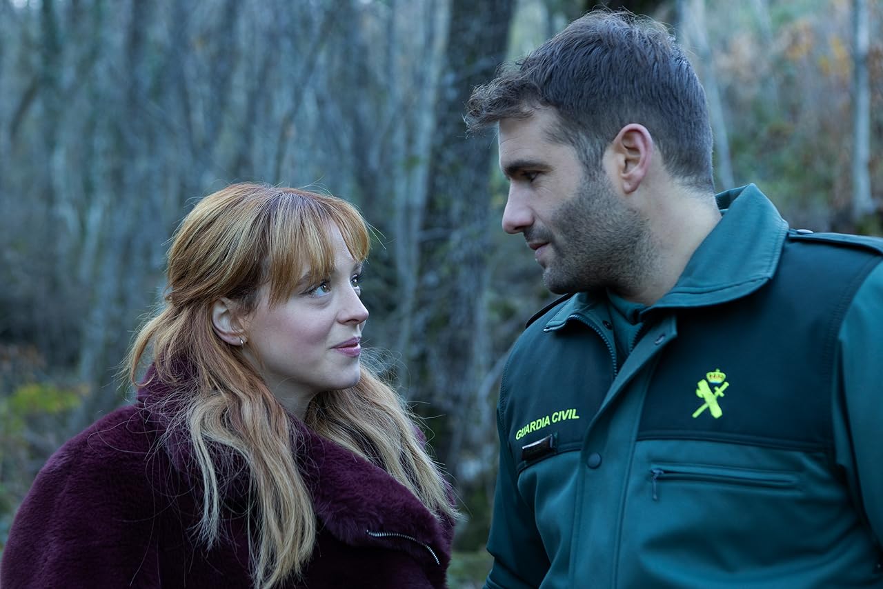 Сцена из фильма Стеклянная кукушка / El cuco de cristal Сцена из фильма Стеклянная кукушка / El cuco de cristal