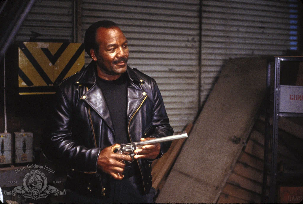 Кадр из фильма Я достану тебя ублюдок / I'm Gonna Git You Sucka Кадр из фильма Я достану тебя ублюдок / I'm Gonna Git You Sucka