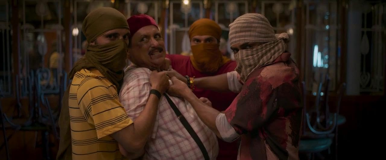 Кадр из фильма Смелее чем я / Auron Mein Kahan Dum Tha Кадр из фильма Смелее чем я / Auron Mein Kahan Dum Tha