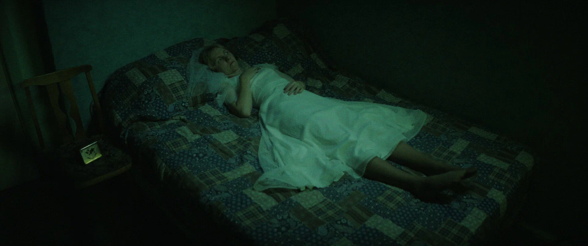 Сцена из фильма Филателия Сцена из фильма Филателия