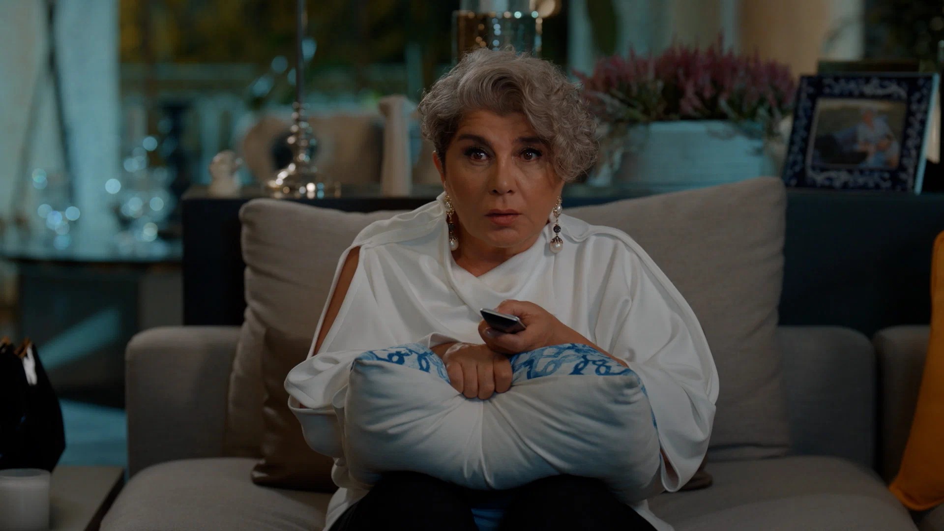 Сцена из фильма Чужие секреты / Kirli Sepeti Сцена из фильма Чужие секреты / Kirli Sepeti