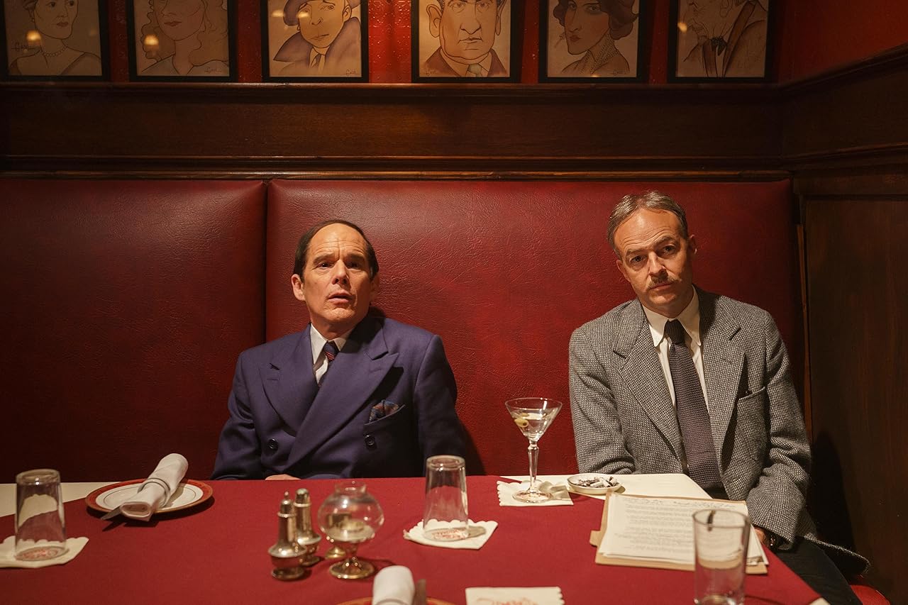 Кадр из фильма Голубая луна / Blue Moon Кадр из фильма Голубая луна / Blue Moon