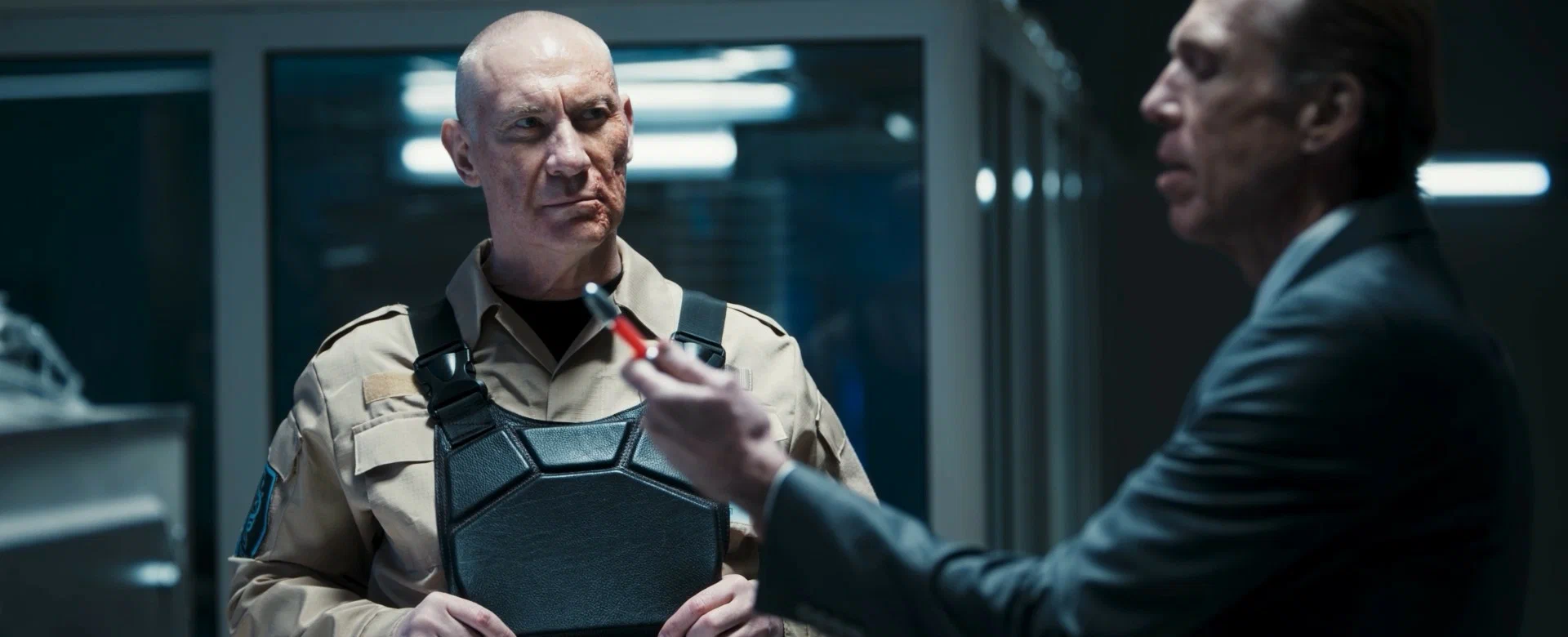 Кадр из фильма Альтер / Altered Кадр из фильма Альтер / Altered