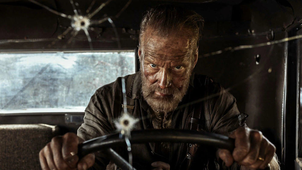 Сцена из фильма Бессмертный: Кровавая дорога домой / Sisu: Road to Revenge Сцена из фильма Бессмертный: Кровавая дорога домой / Sisu: Road to Revenge