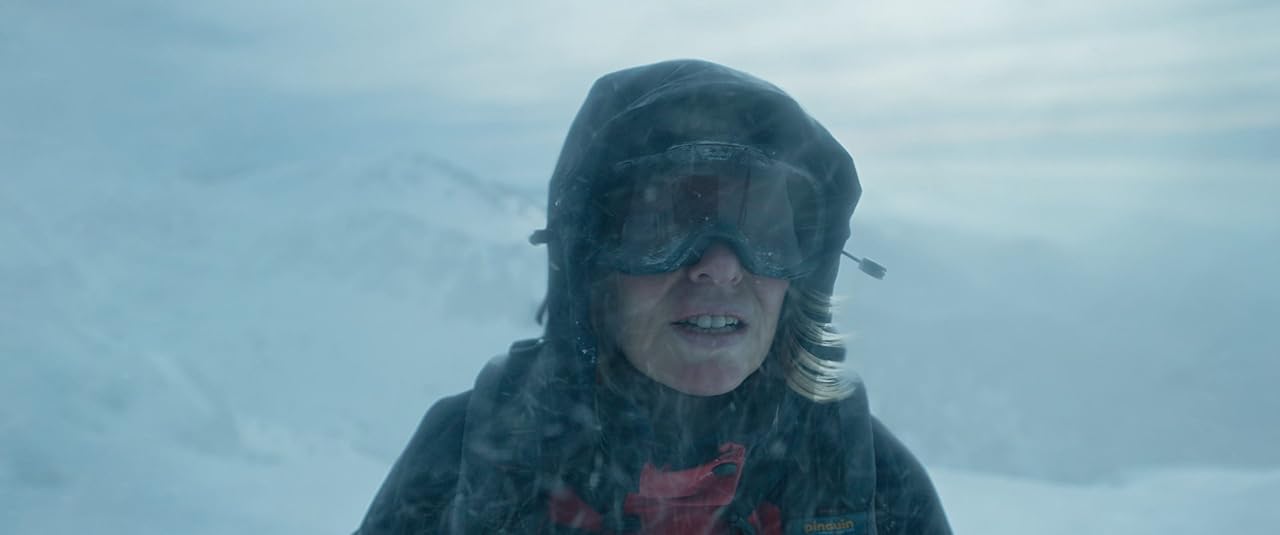 Кадр из фильма Бесконечная буря / Infinite Storm Кадр из фильма Бесконечная буря / Infinite Storm