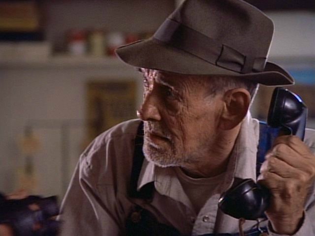 Сцена из фильма Банда мотоциклистов / Motorcycle Gang Сцена из фильма Банда мотоциклистов / Motorcycle Gang