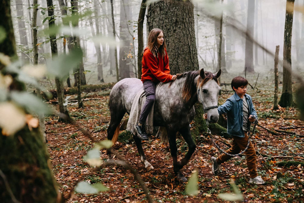 Кадр из фильма Туда и обратно Кадр из фильма Туда и обратно