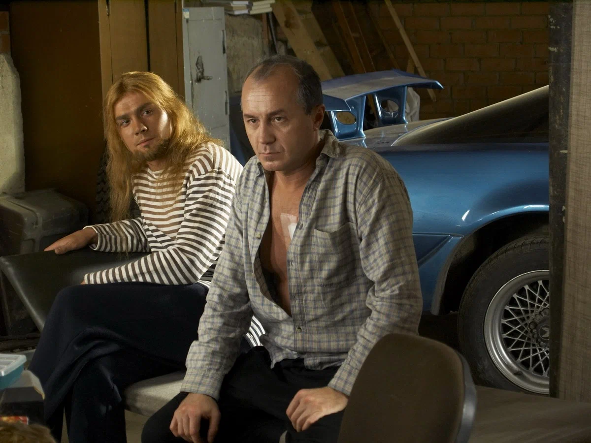 Сцена из фильма Бой с тенью 2: Реванш Сцена из фильма Бой с тенью 2: Реванш