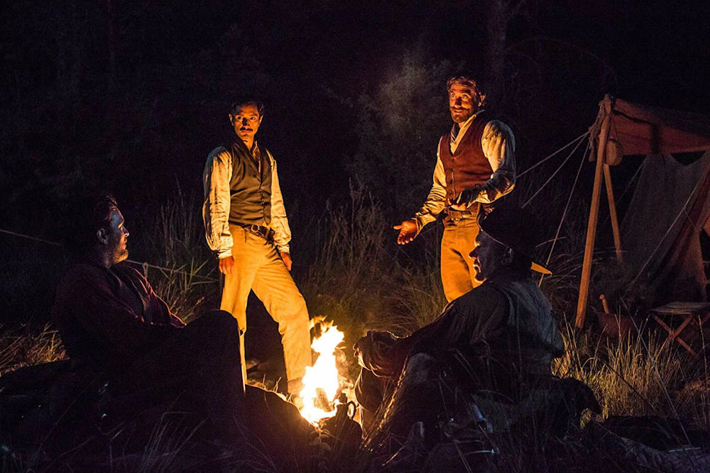 Кадр из фильма Братья Систерс / The Sisters Brothers Кадр из фильма Братья Систерс / The Sisters Brothers