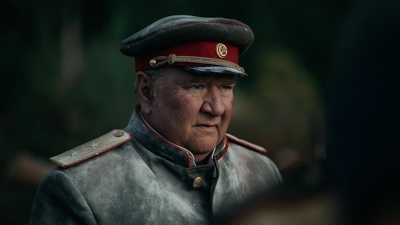 Кадр из фильма Август Кадр из фильма Август