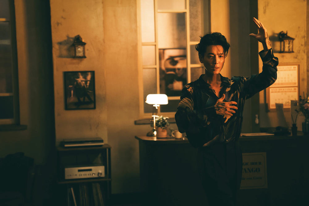 Кадр из фильма Босс / Boseu Кадр из фильма Босс / Boseu