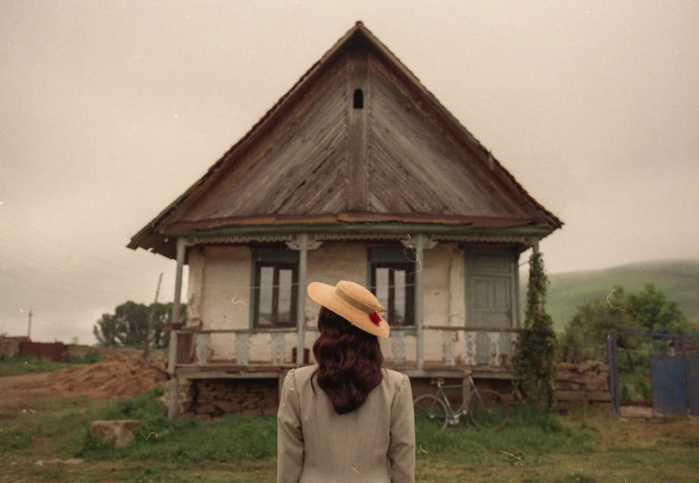 Сцена из фильма Манюня: детство Ба Сцена из фильма Манюня: детство Ба