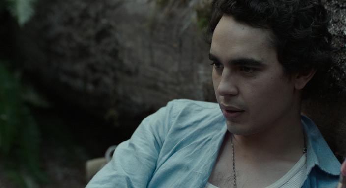 Сцена из фильма В лесу (В изоляции) / Into the Forest Сцена из фильма В лесу (В изоляции) / Into the Forest