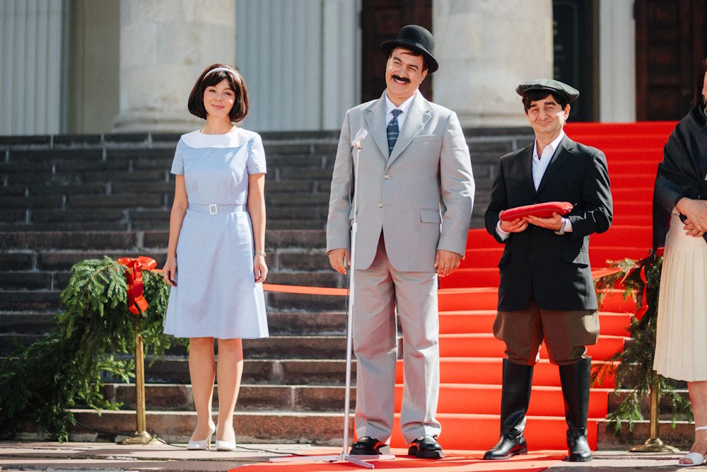 Кадр из фильма Невероятные приключения Шурика Кадр из фильма Невероятные приключения Шурика