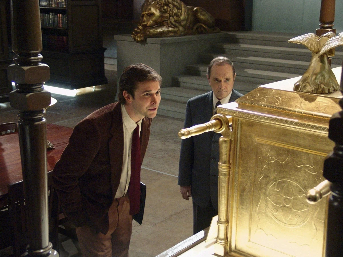 Кадр из фильма Библиотекарь: В поисках копья судьбы / The Librarian: Quest for the Spear Кадр из фильма Библиотекарь: В поисках копья судьбы / The Librarian: Quest for the Spear