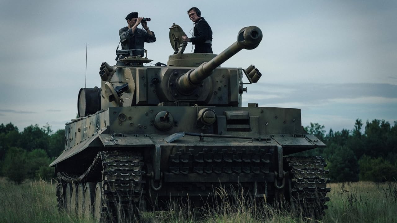 Кадр из фильма Тигр / Der Tiger Кадр из фильма Тигр / Der Tiger