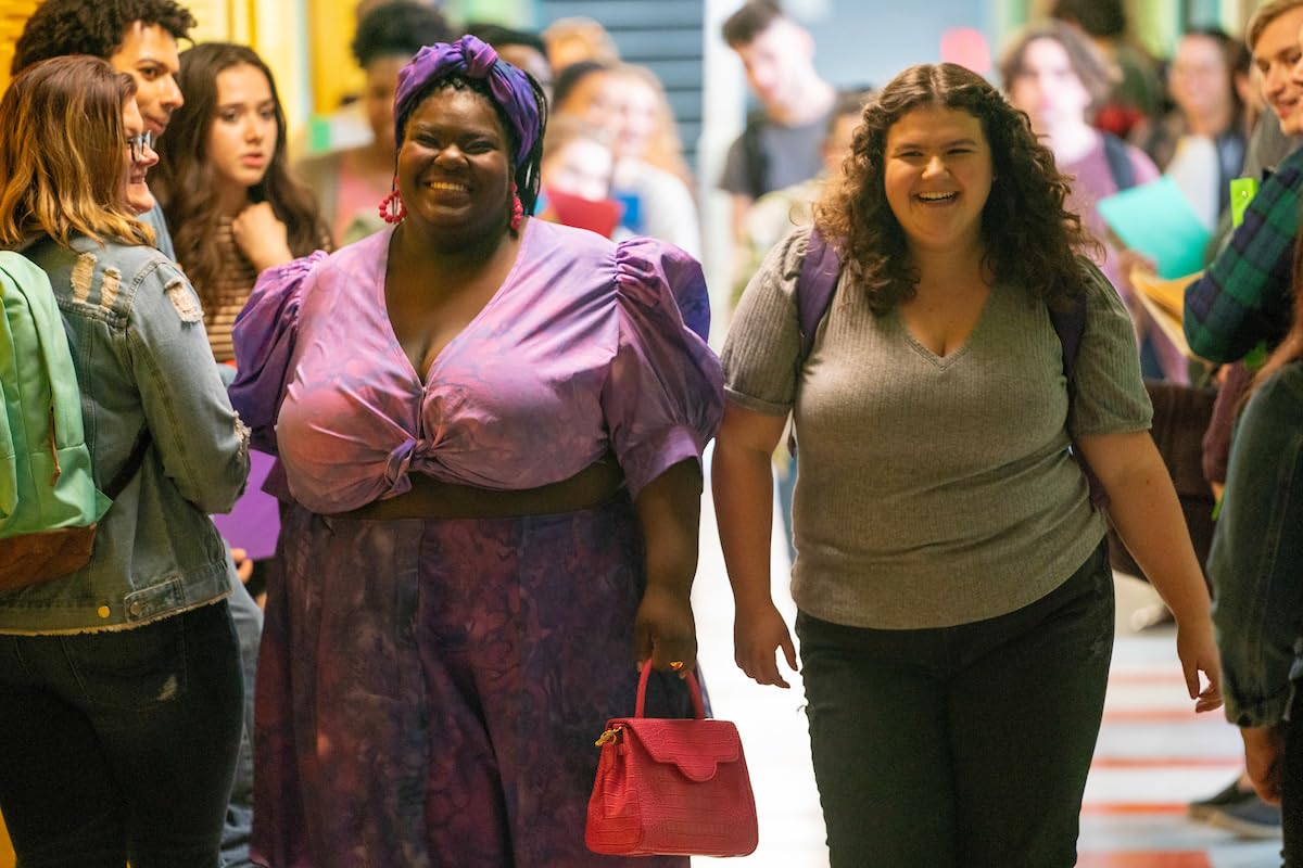 Кадр из фильма Силуэт Ампир / Empire Waist Кадр из фильма Силуэт Ампир / Empire Waist