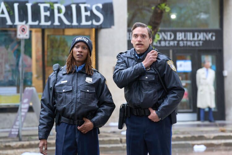 Кадр из фильма Рождество на дежурстве / Christmas on Call Кадр из фильма Рождество на дежурстве / Christmas on Call