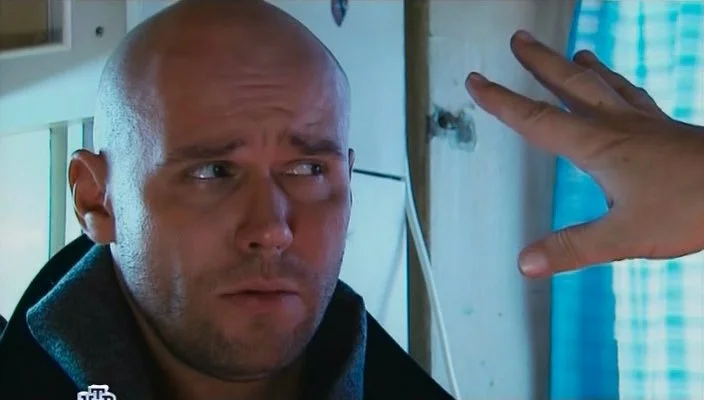 Сцена из фильма Глухарь. "Снова Новый!" Сцена из фильма Глухарь. "Снова Новый!"