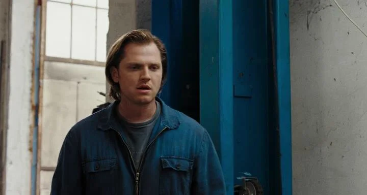 Кадр из фильма Отражения № 3 / Miroirs No. 3 Кадр из фильма Отражения № 3 / Miroirs No. 3