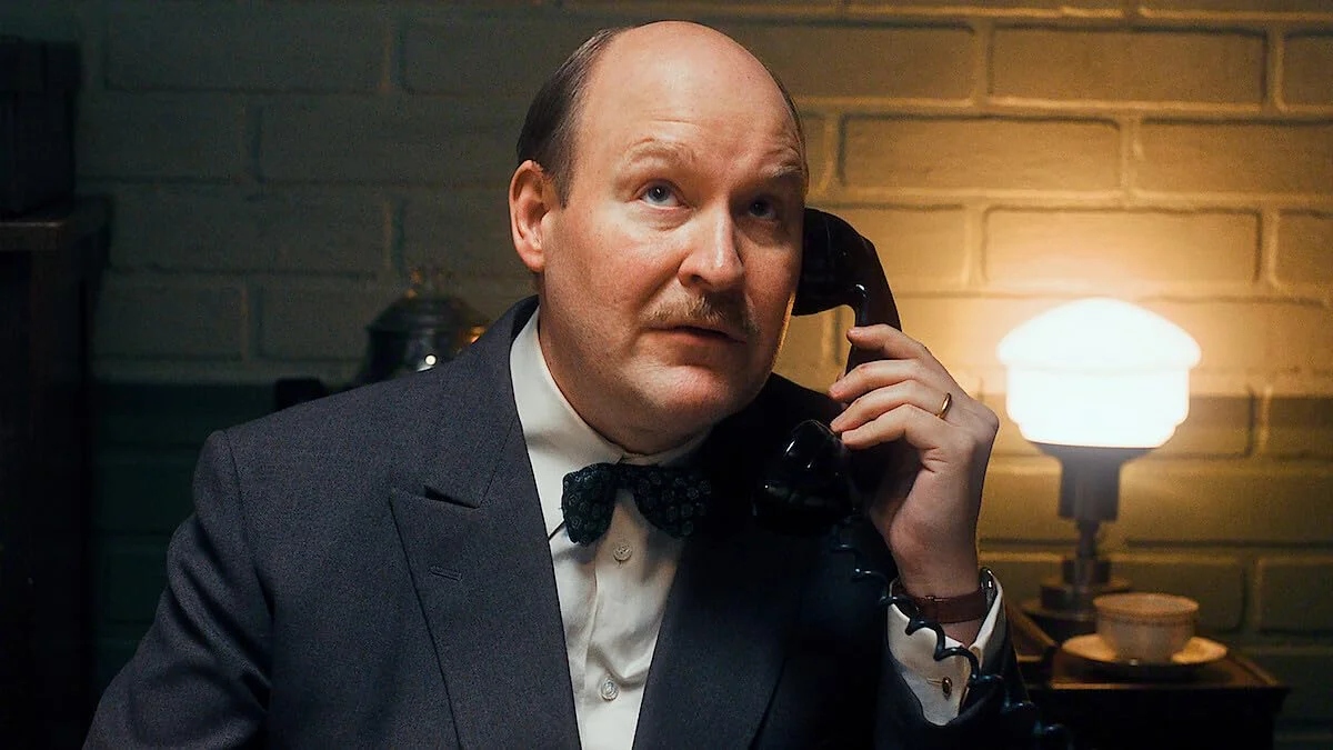 Кадр из фильма Шведский дипломат / Den svenska länken (The Swedish Connection) Кадр из фильма Шведский дипломат / Den svenska länken (The Swedish Connection)