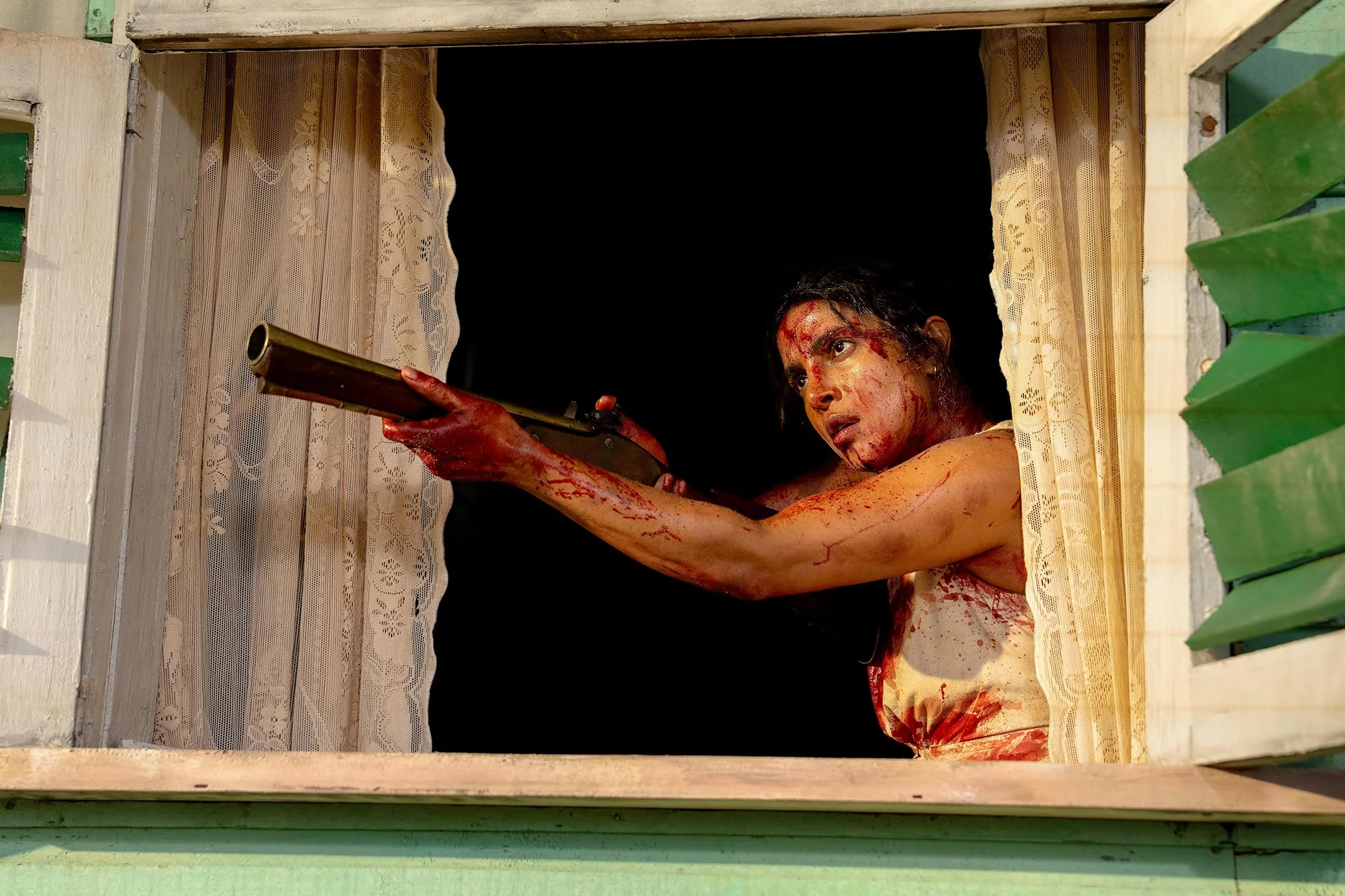 Кадр из фильма Блеф / The Bluff Кадр из фильма Блеф / The Bluff