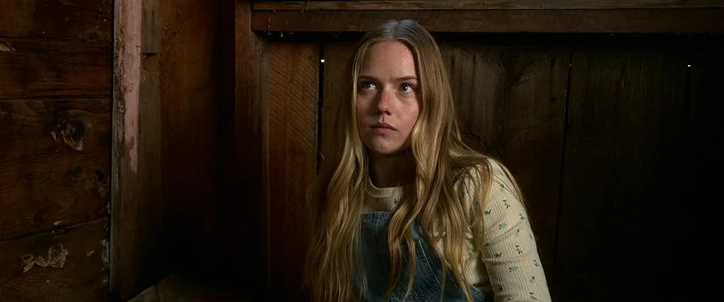 Кадр из фильма Одна миля: Глава вторая / One Mile: Chapter Two Кадр из фильма Одна миля: Глава вторая / One Mile: Chapter Two