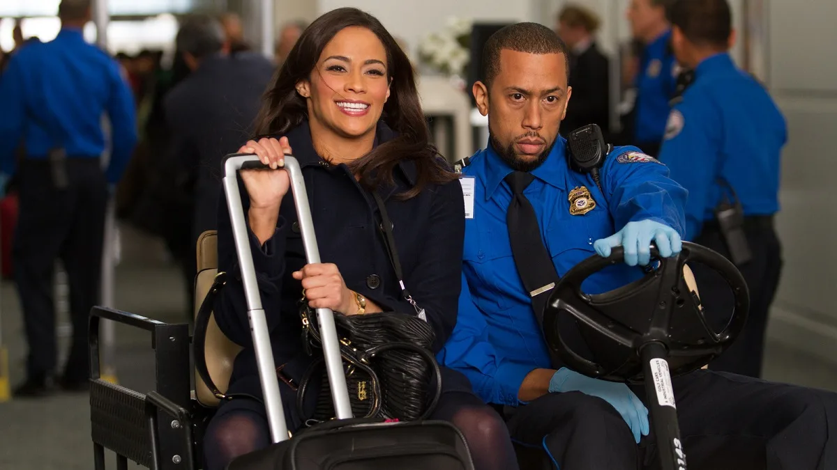 Кадр из фильма Выдача багажа / Baggage Claim Кадр из фильма Выдача багажа / Baggage Claim