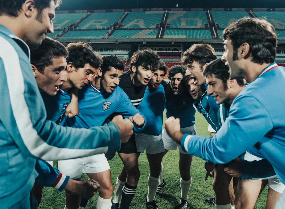 Кадр из фильма Золотой дубль Кадр из фильма Золотой дубль