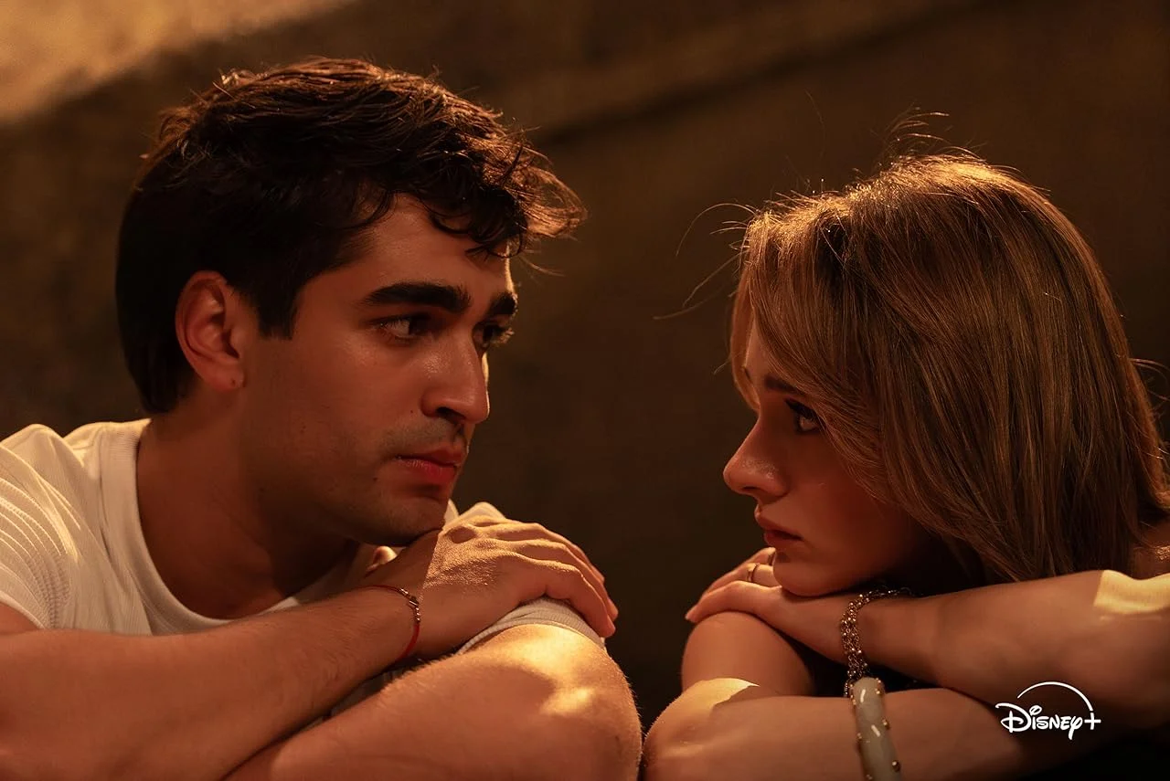 Кадр из фильма С нами ничего не случится / Bize Bi'Sey Olmaz Кадр из фильма С нами ничего не случится / Bize Bi'Sey Olmaz