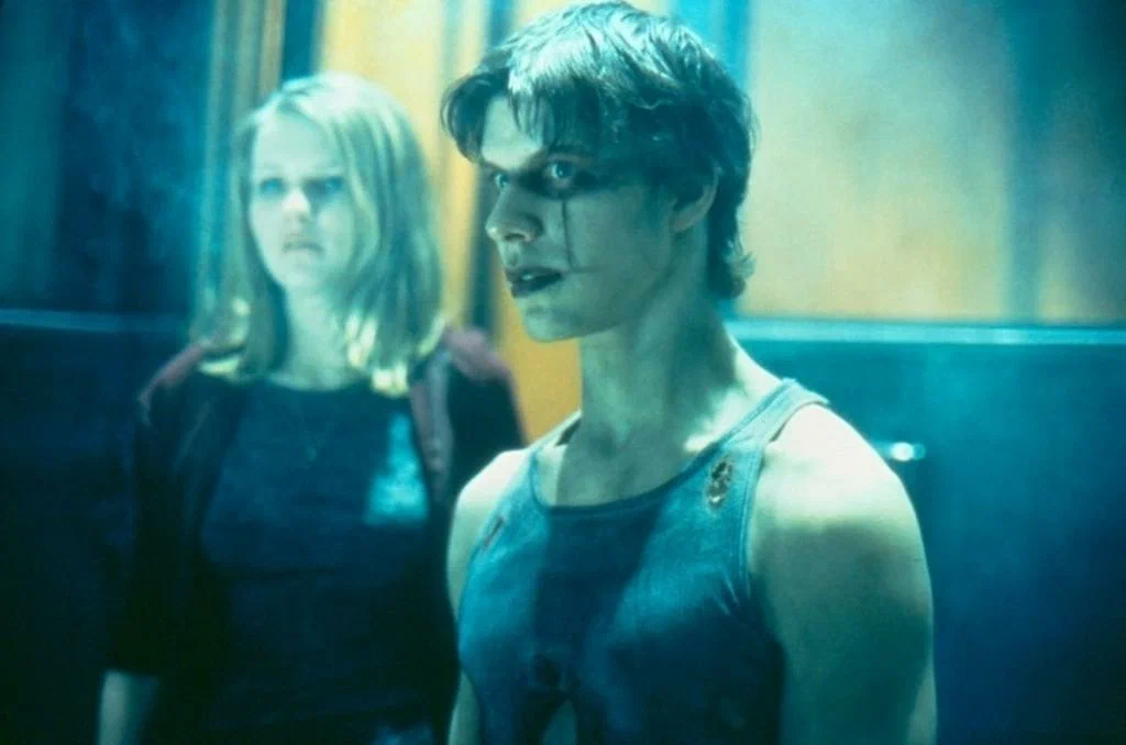 Сцена из фильма Ворон 3: Спасение / The Crow: Salvation Сцена из фильма Ворон 3: Спасение / The Crow: Salvation