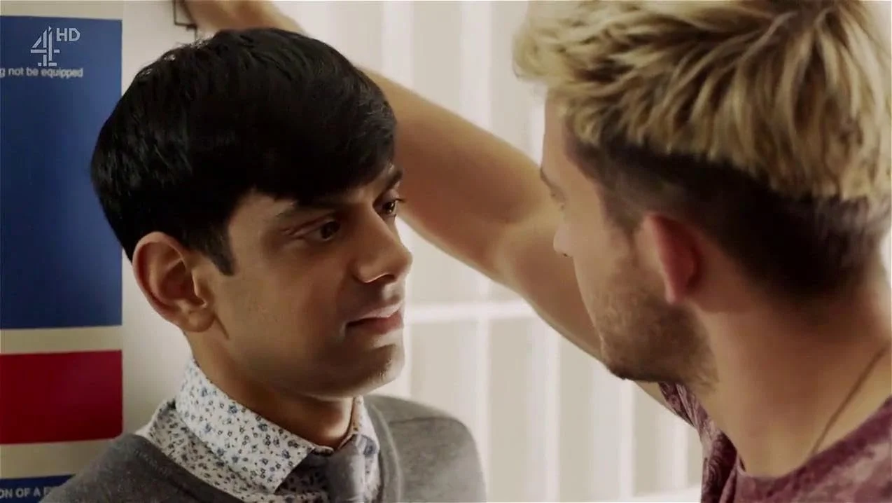 Сцена из фильма Сожители / Crashing Сцена из фильма Сожители / Crashing