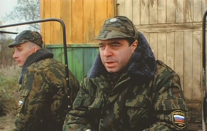 Кадр из фильма ДМБ Кадр из фильма ДМБ